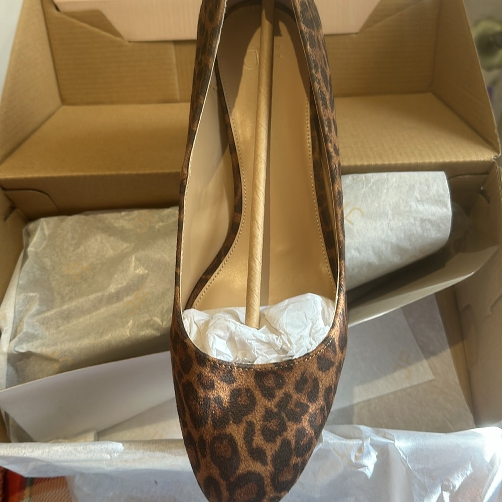 JustFab Caroline Block Heeled Pump